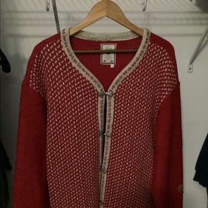 SCORE Sweater and matching mittens